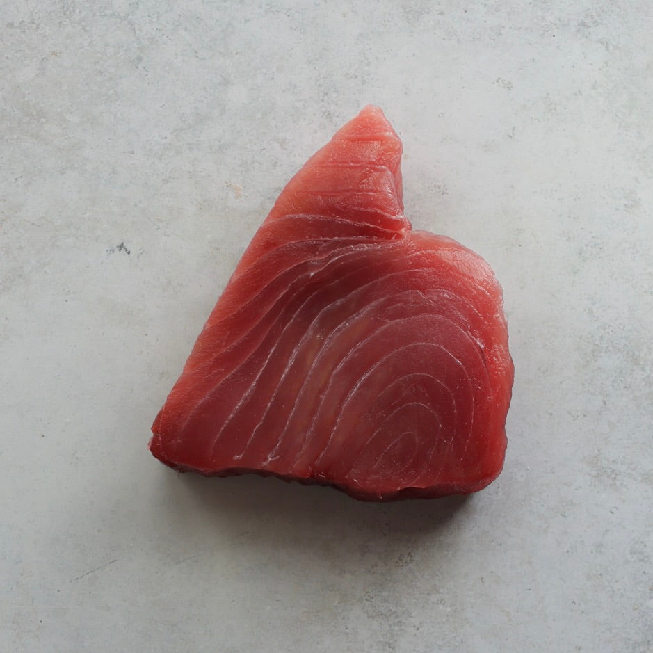 WILD YELLOWFIN TUNA STEAK